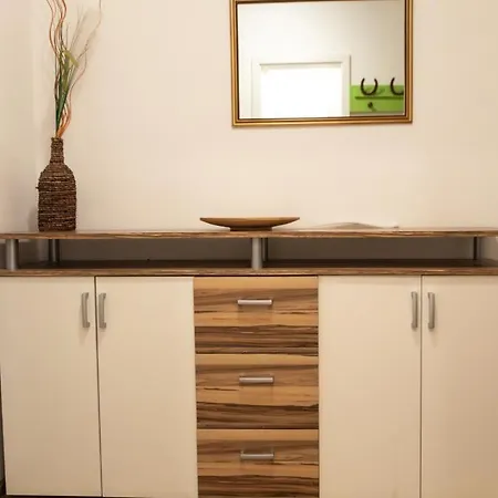 Neu! Reiterhof Finkenmuehle Wicky Mit Balkon Apartment Weissenstadt